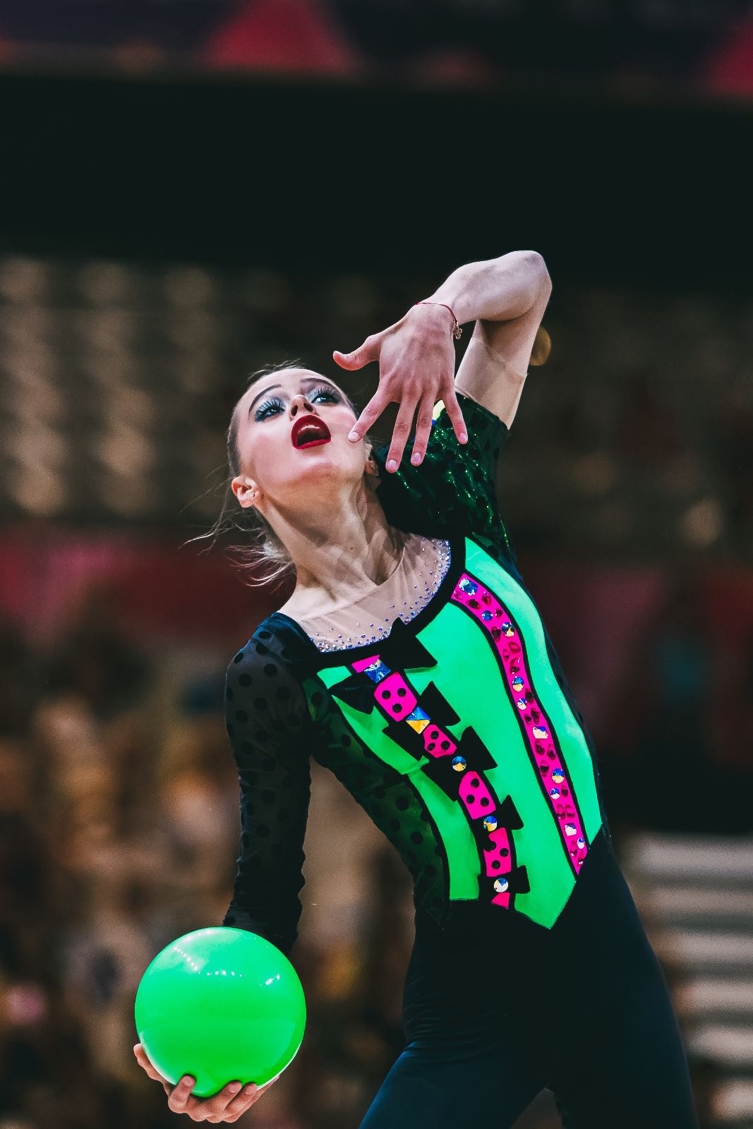Taisiia Onofriichuk performs with ball at World Championships in Rhythmic Gymnastics 2026